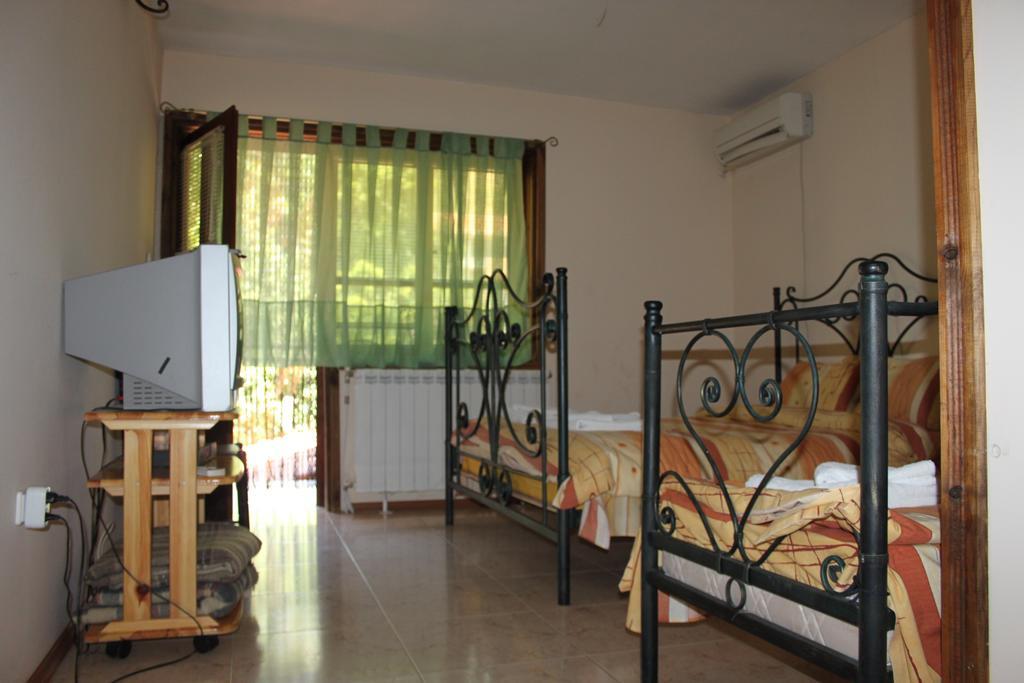 Guest House Chinarite Sandanski Phòng bức ảnh