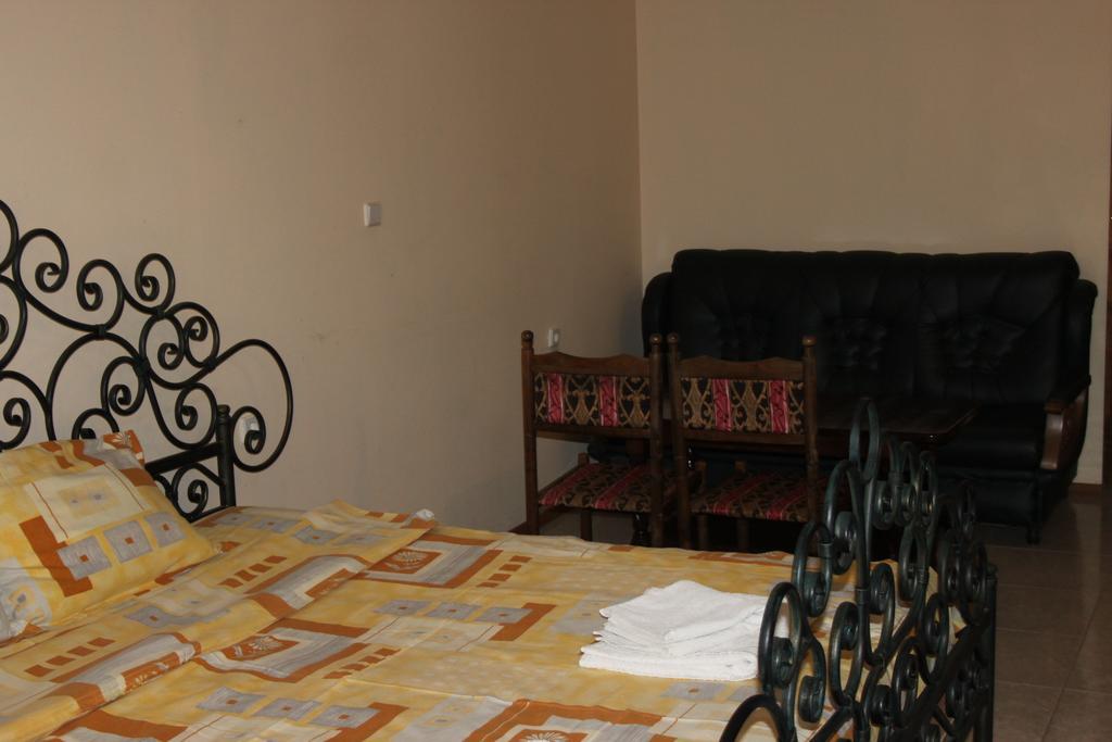 Guest House Chinarite Sandanski Phòng bức ảnh